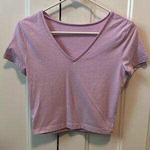 Pink cropped v-neck shirt